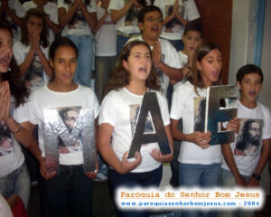 2004_002_coral_coroacao_mes_maria (4)